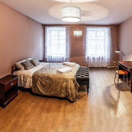 Apartment On Hutsulska 24H Electric Львов Экстерьер фото