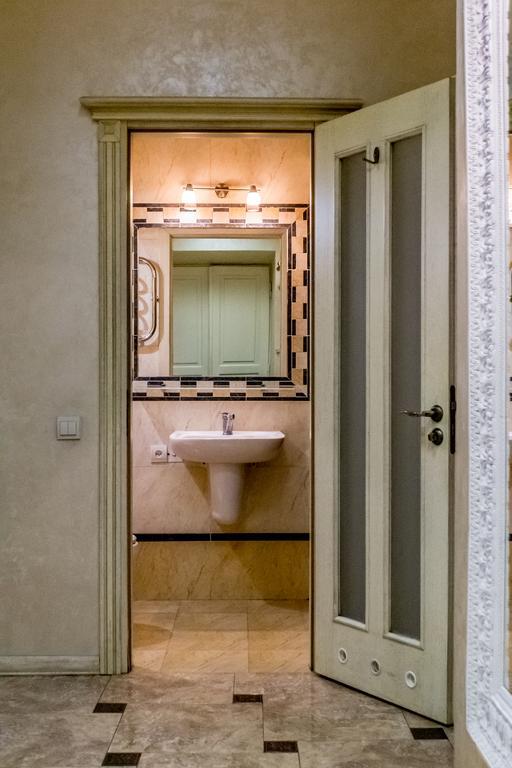 Apartment On Hutsulska 24H Electric Львов Экстерьер фото